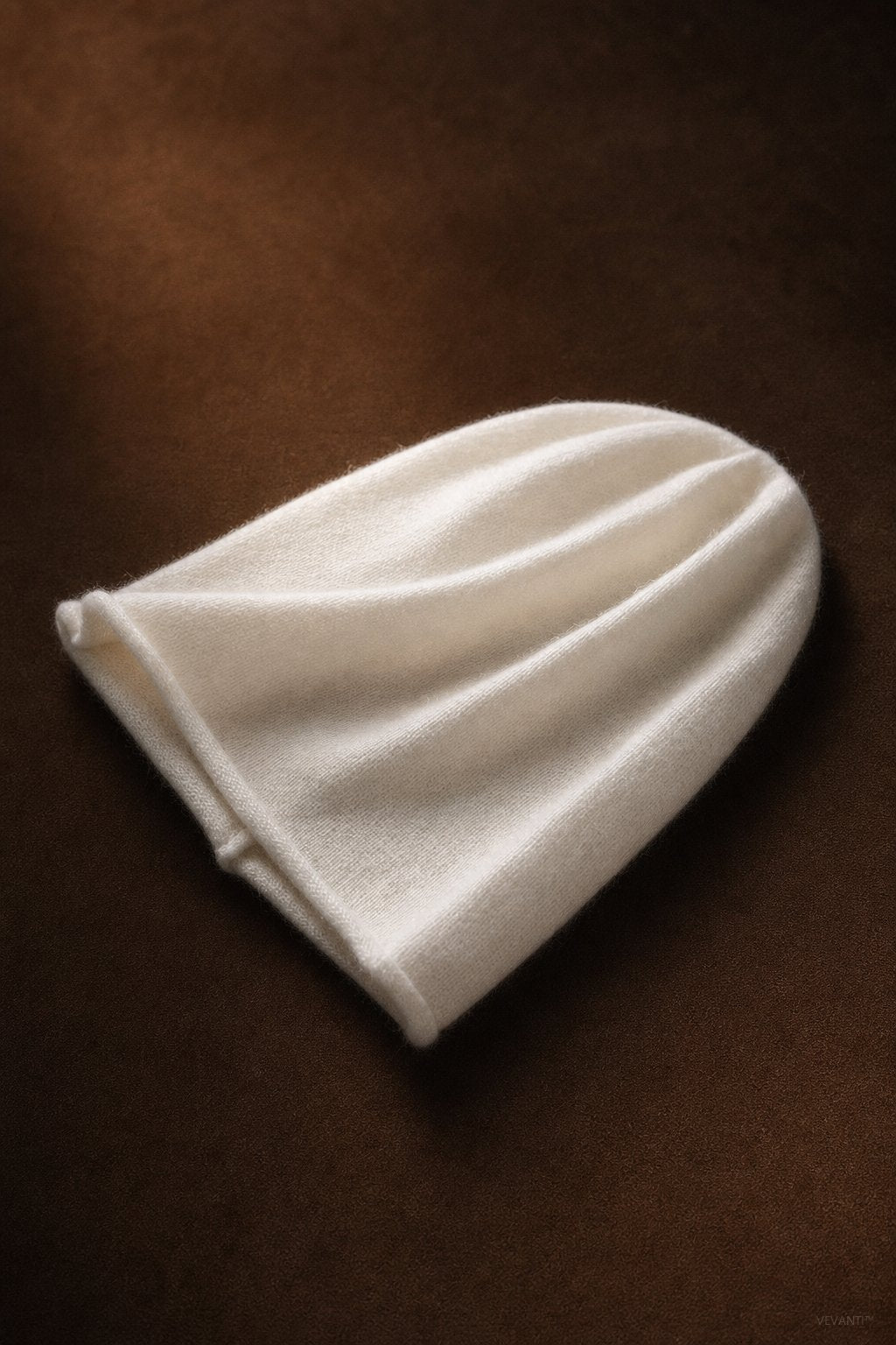Oslo Cashmere Knit Beanie — White, studio product shot