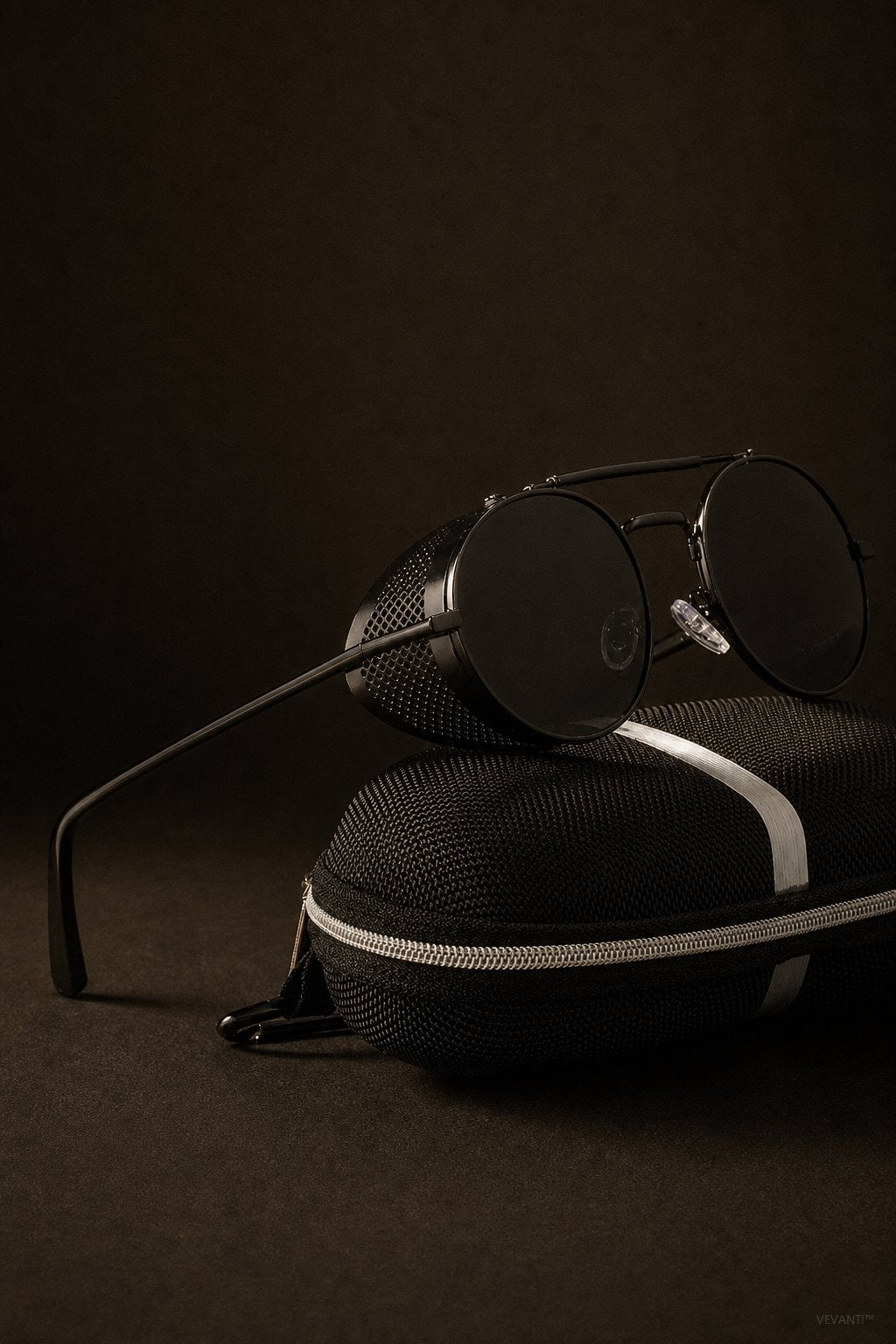 Tubarão Polarized Aviators — Pitch Black, br_espresso product shot